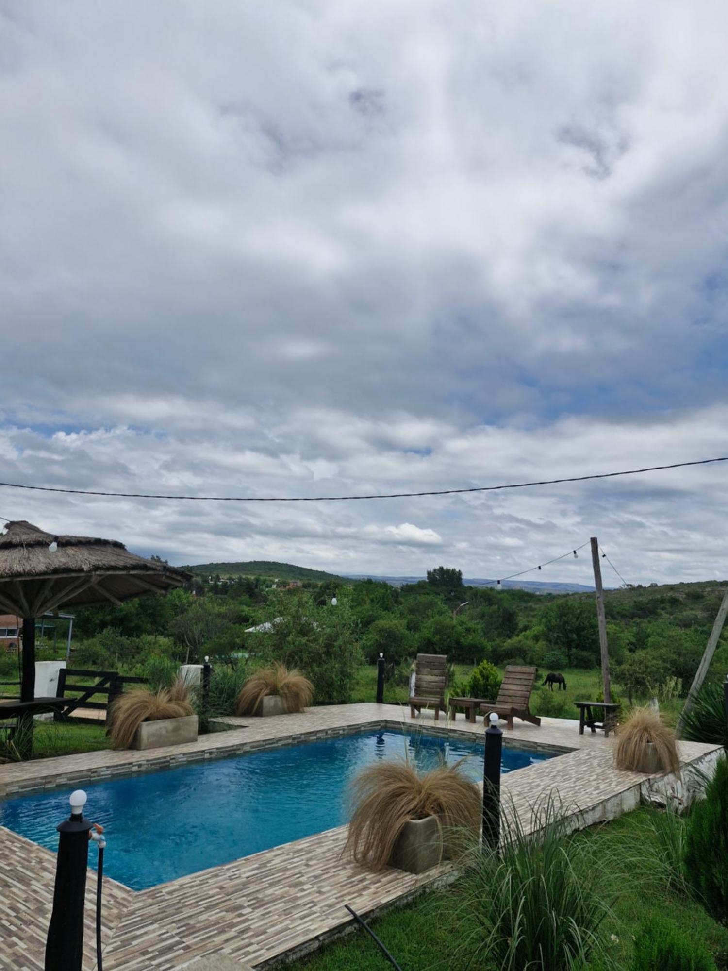 El Rincon De Jose Luis - Cabanas Y Restaurante Tanti Zewnętrze zdjęcie