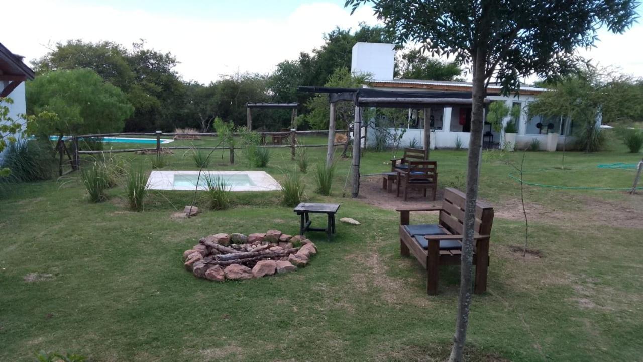 El Rincon De Jose Luis - Cabanas Y Restaurante Tanti Zewnętrze zdjęcie